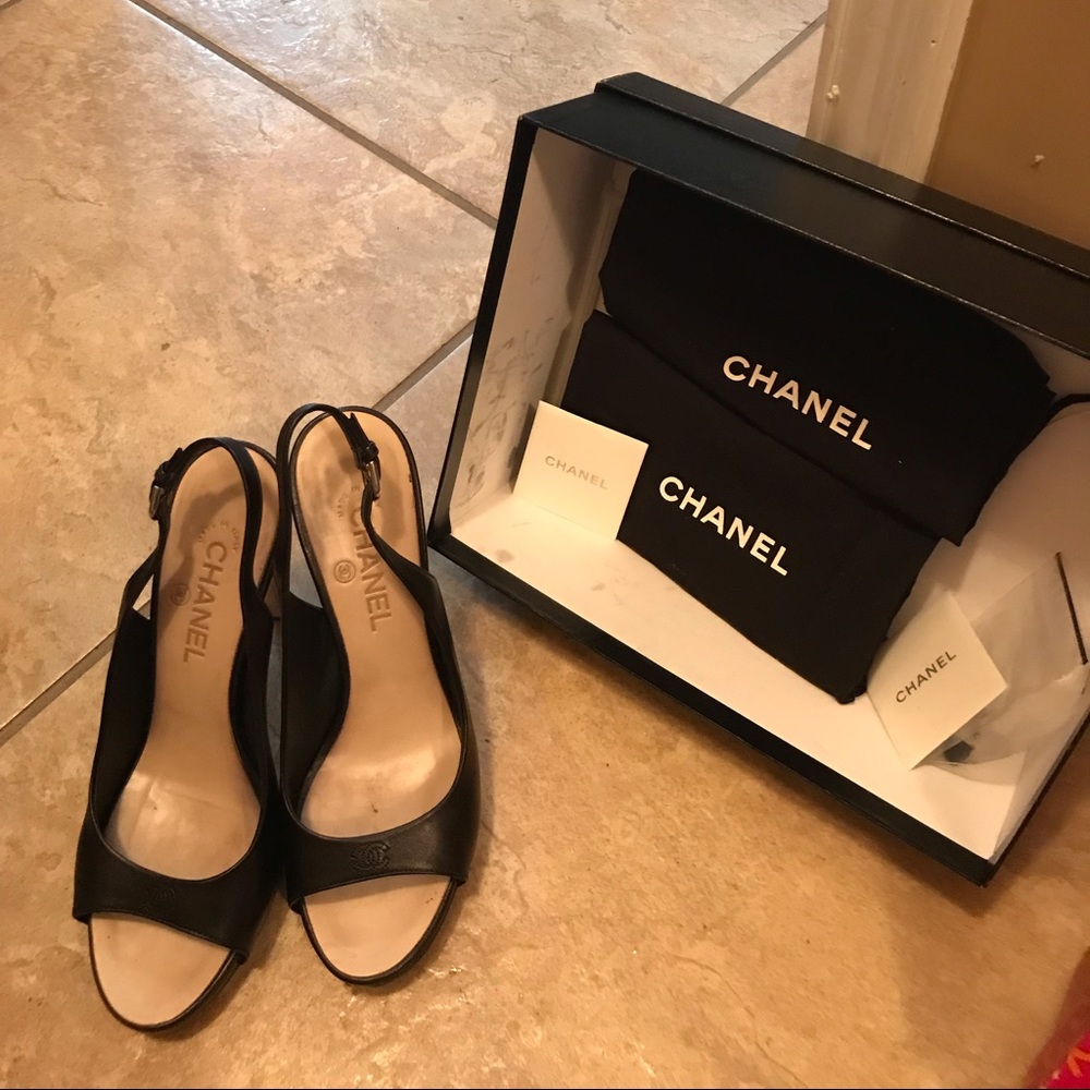 Channel shoes
